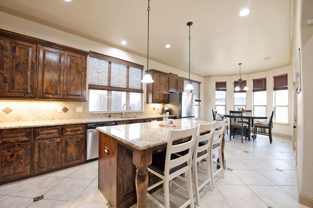 1208 Grayhawk Drive, Forney, TX 75126