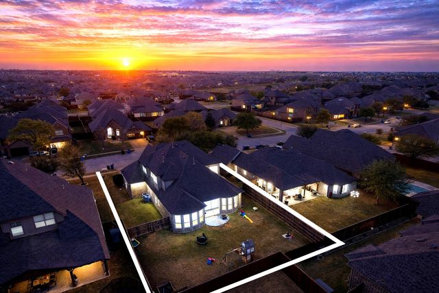 1208 Grayhawk Drive, Forney, TX 75126