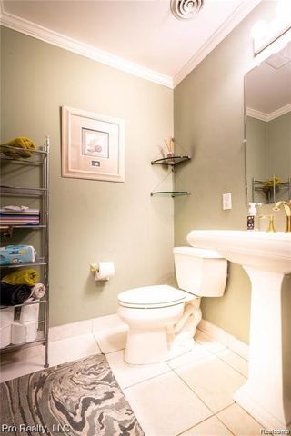 3975 Brookside Drive, Bloomfield Hills, MI 48302