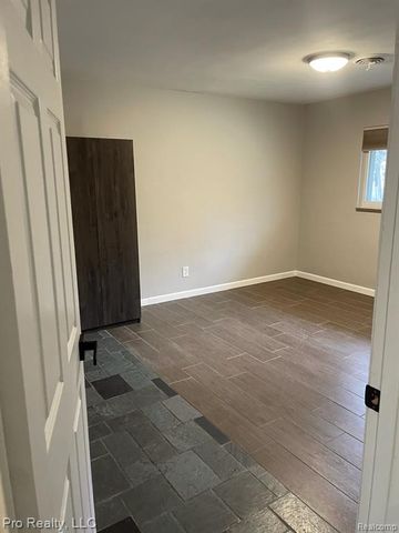 3975 Brookside Drive, Bloomfield Hills, MI 48302