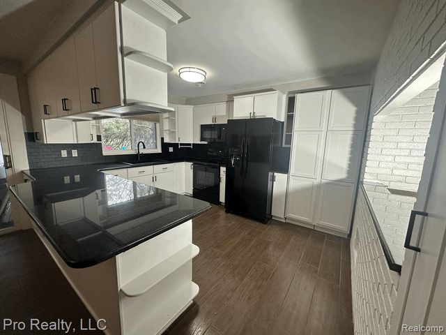 3975 Brookside Drive, Bloomfield Hills, MI 48302
