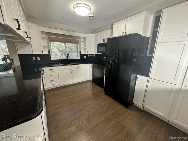 3975 Brookside Drive, Bloomfield Hills, MI 48302