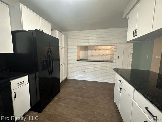 3975 Brookside Drive, Bloomfield Hills, MI 48302
