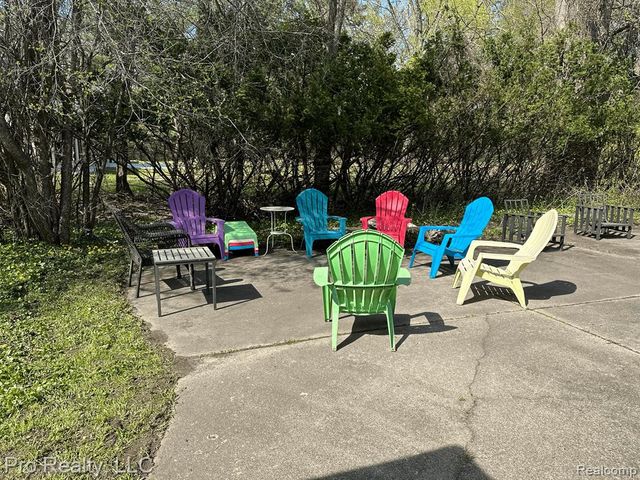 3975 Brookside Drive, Bloomfield Hills, MI 48302