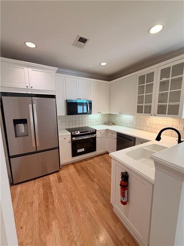 4100 Paces SE Walk 3205, Atlanta, GA 30339