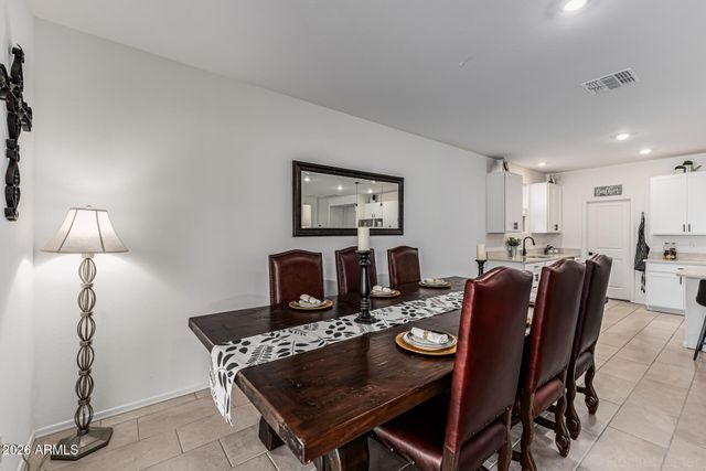 17140 W RUNNING DEER Trail, Surprise, AZ 85387