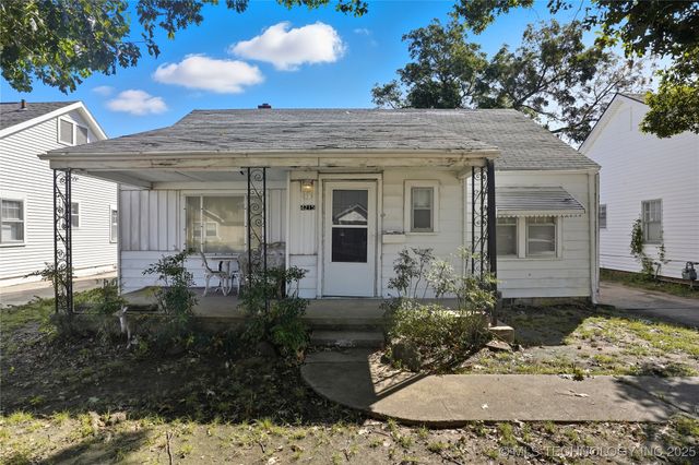 4215 S 25th West Avenue, Tulsa, OK 74107