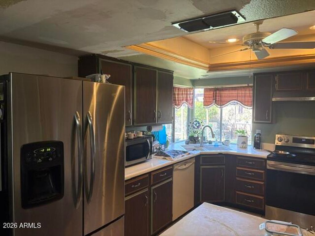 16830 N 37TH Avenue, Phoenix, AZ 85053 — photo 5