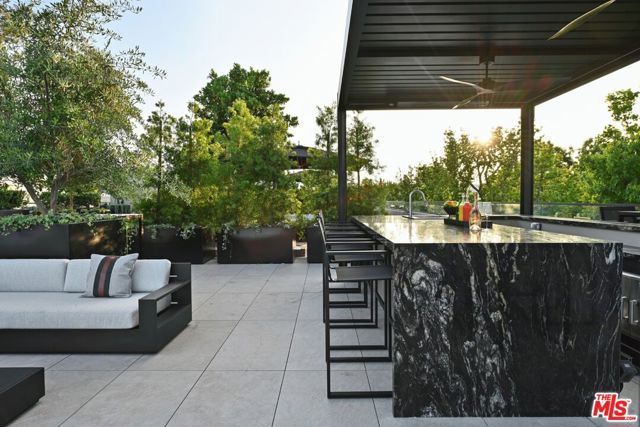 333 N Palm Drive 310, Beverly Hills, CA 90210
