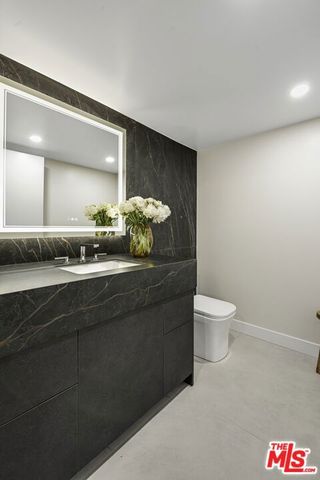 333 N Palm Drive 310, Beverly Hills, CA 90210