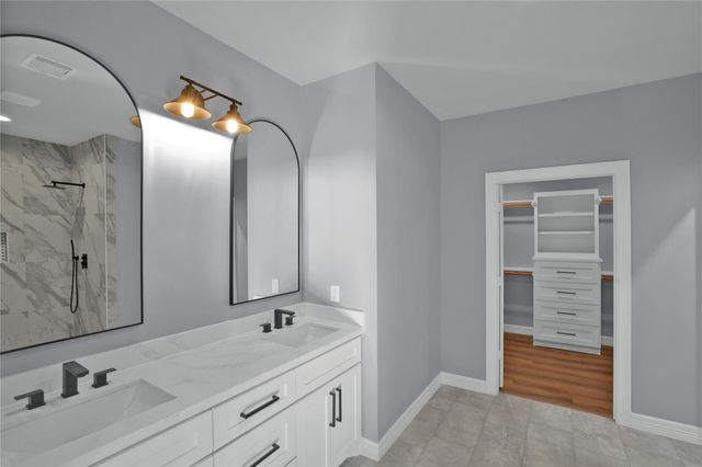 1715 Valley View Drive, La Porte, TX 77571