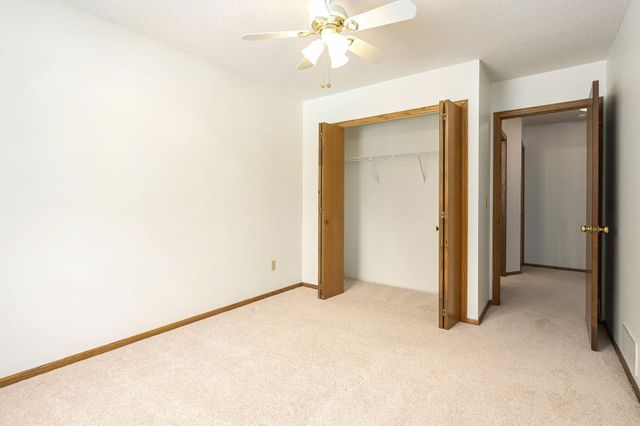 7630 13th Street N, Oakdale, MN 55128
