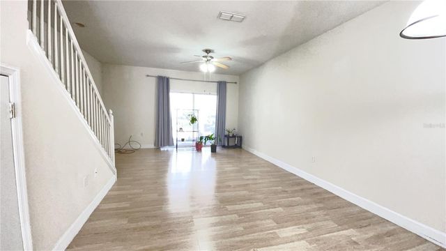 859 NW 21ST AVENUE 859, Gainesville, FL 32609