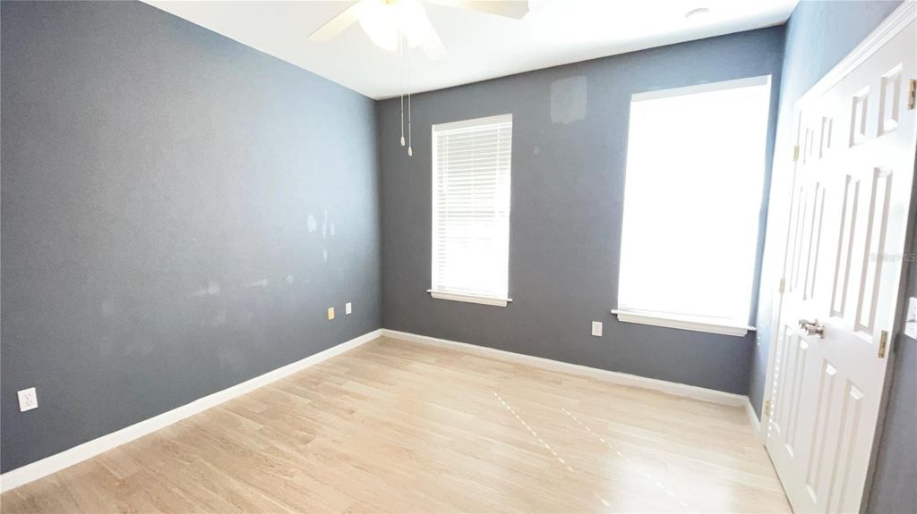 Image 14 of property listing at 859 NW 21ST AVENUE 859, Gainesville, FL 32609