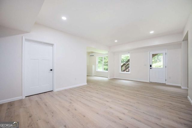 1526 Rocky River Drive, Lawrenceville, GA 30045