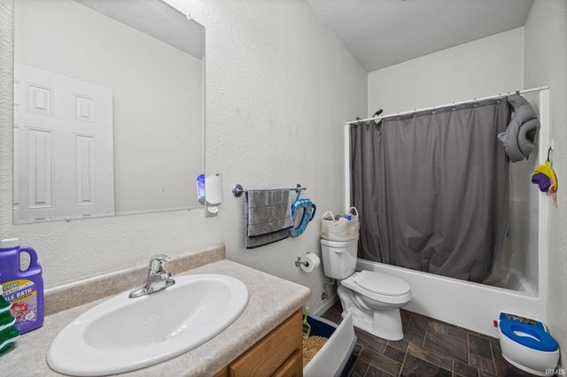 4567 Carador Lane, Lafayette, IN 47909