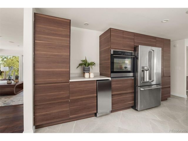 960 S Foothill Dr, Lakewood, CO 80228