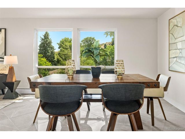 960 S Foothill Dr, Lakewood, CO 80228