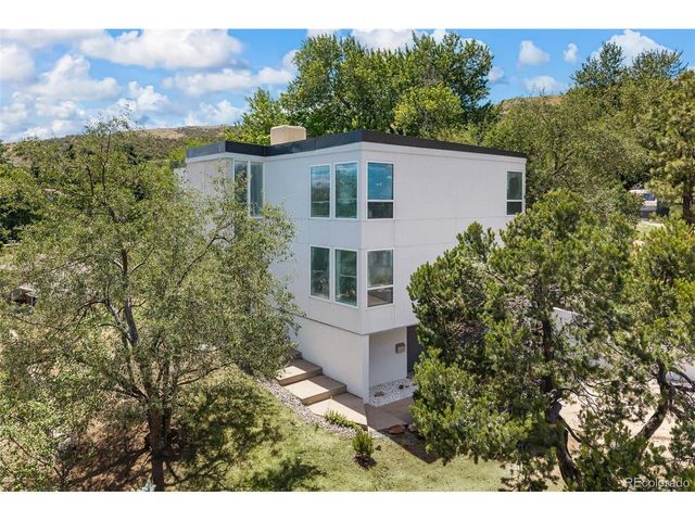 960 S Foothill Dr, Lakewood, CO 80228