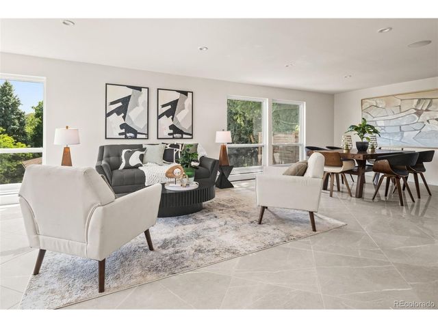 960 S Foothill Dr, Lakewood, CO 80228