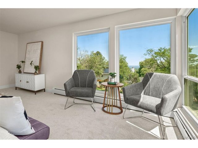 960 S Foothill Dr, Lakewood, CO 80228