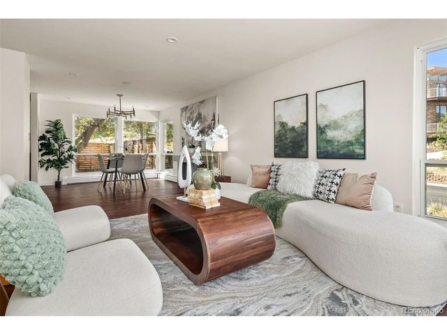 960 S Foothill Dr, Lakewood, CO 80228