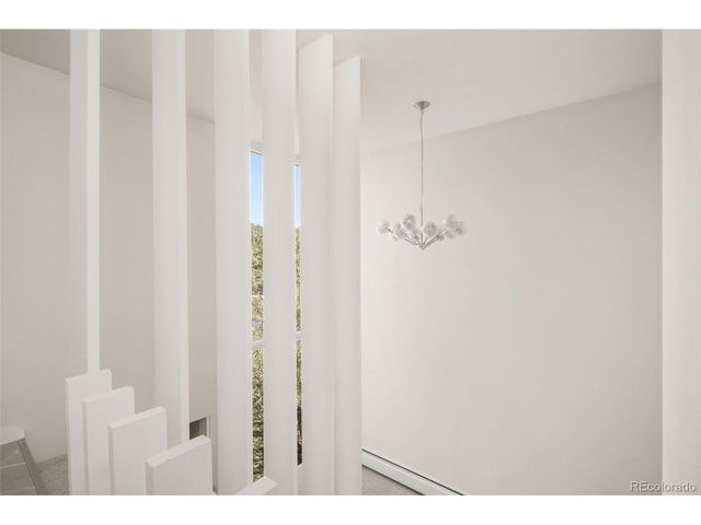 960 S Foothill Dr, Lakewood, CO 80228