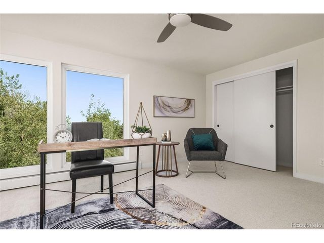 960 S Foothill Dr, Lakewood, CO 80228