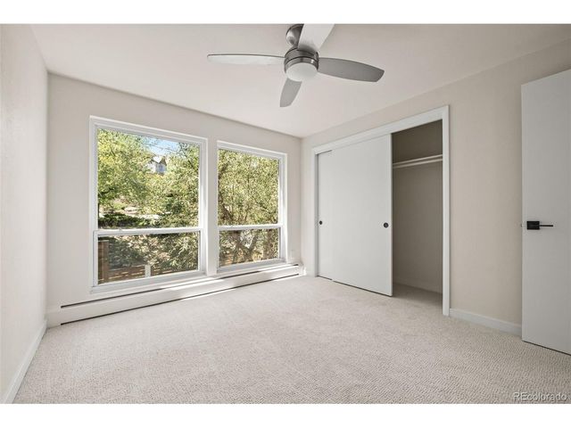 960 S Foothill Dr, Lakewood, CO 80228