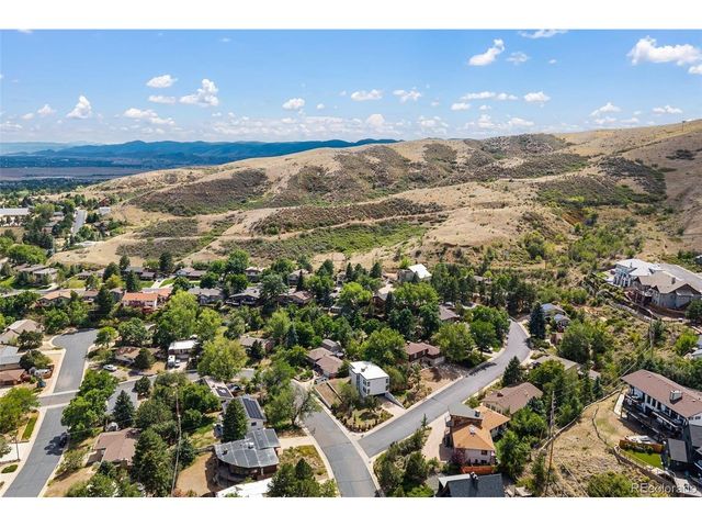 960 S Foothill Dr, Lakewood, CO 80228