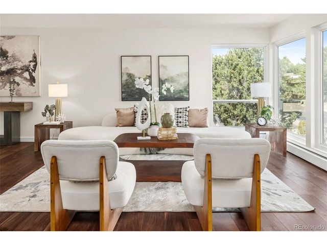 960 S Foothill Dr, Lakewood, CO 80228