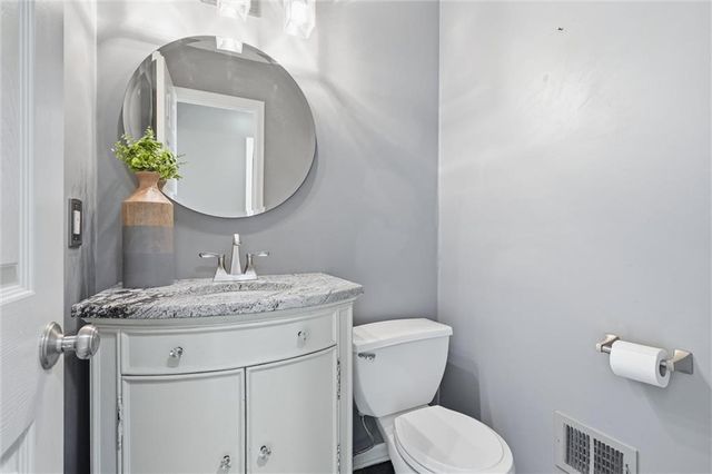 6505 N Spruce Avenue, Kansas City, MO 64119