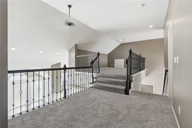 6505 N Spruce Avenue, Kansas City, MO 64119