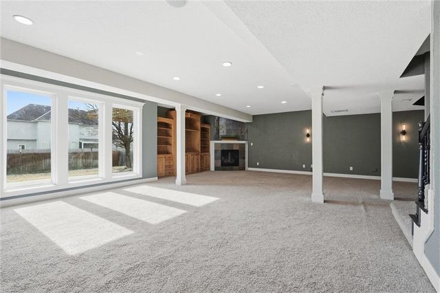 6505 N Spruce Avenue, Kansas City, MO 64119