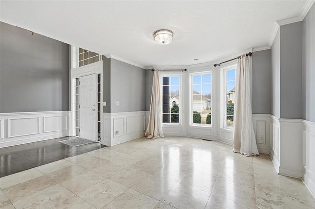 6505 N Spruce Avenue, Kansas City, MO 64119