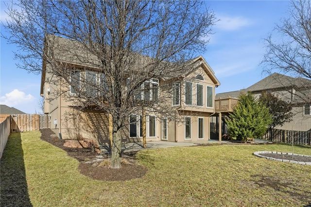 6505 N Spruce Avenue, Kansas City, MO 64119