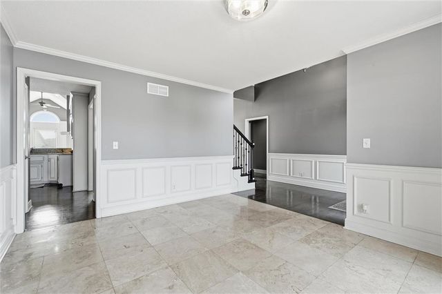 6505 N Spruce Avenue, Kansas City, MO 64119