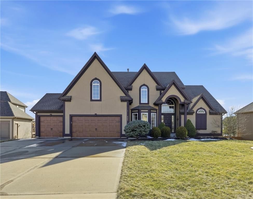 6505 N Spruce Avenue, Kansas City, MO 64119