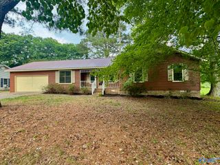 509 Honeysuckle Lane, Albertville, AL 35950