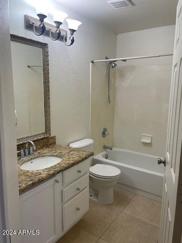 15233 S 13TH Way, Phoenix, AZ 85048