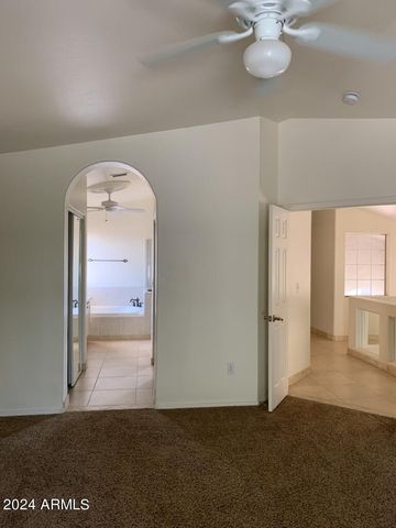 15233 S 13TH Way, Phoenix, AZ 85048