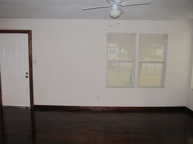 610 Jefferson Avenue, Princeton, TX 75407