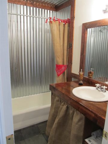 610 Jefferson Avenue, Princeton, TX 75407