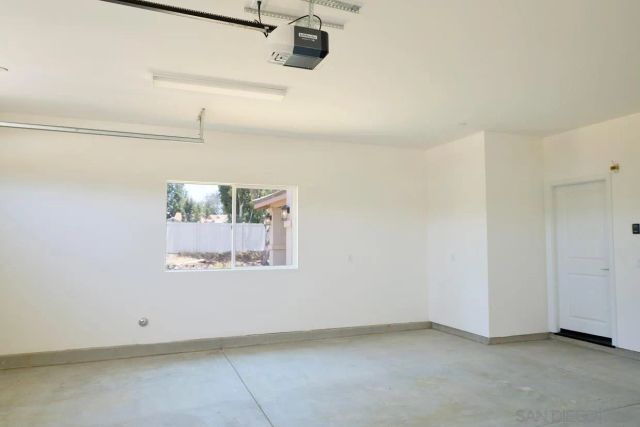 11977 Raceway, Lakeside, CA 92040