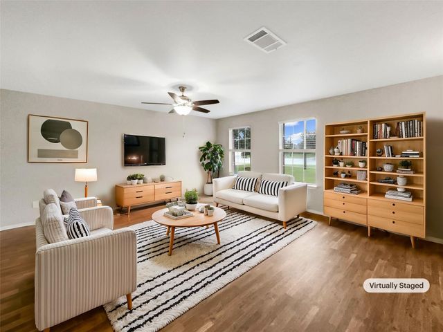 450 Jim Miller DR, Kyle, TX 78640