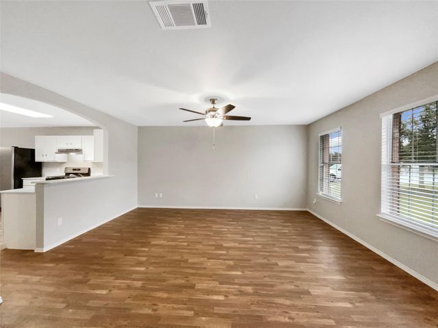 450 Jim Miller DR, Kyle, TX 78640