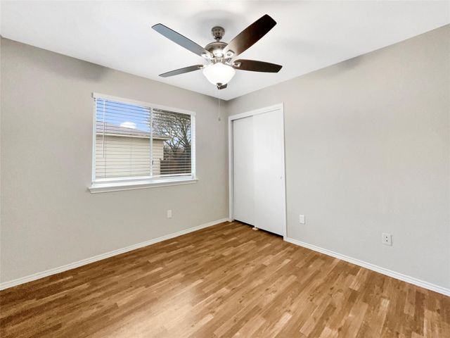 450 Jim Miller DR, Kyle, TX 78640