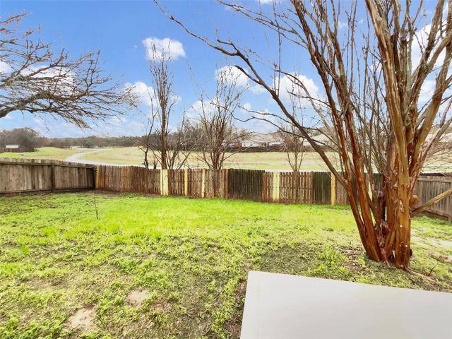 450 Jim Miller DR, Kyle, TX 78640
