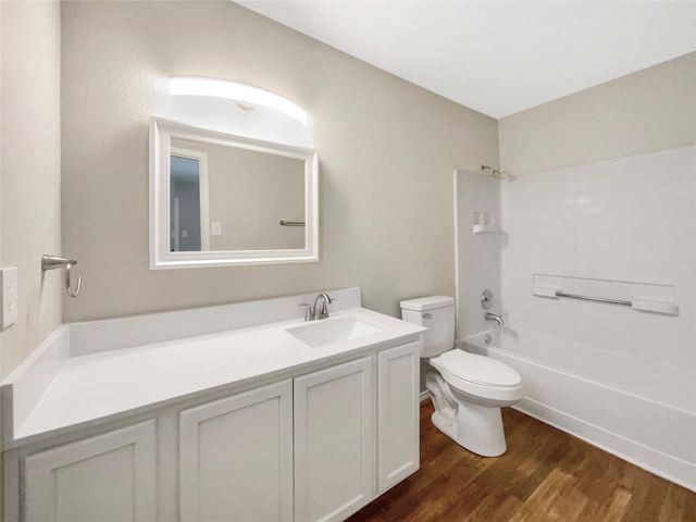 450 Jim Miller DR, Kyle, TX 78640