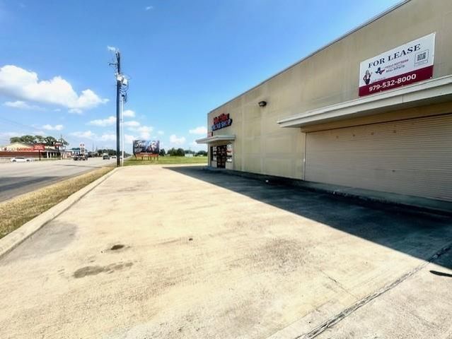 202 E Boling Highway A, Wharton, TX 77488